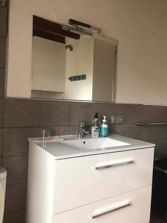 Apartment Stadthaus Mitten Im Künstlerviertel Von Mit Zwei *
