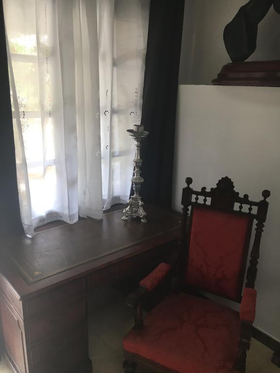 Stadthaus Mitten Im Künstlerviertel Von Mit Zwei Apartment *