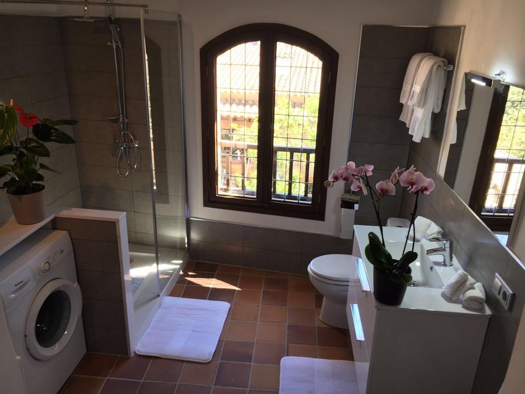 Apartment Stadthaus Mitten Im Künstlerviertel Von Mit Zwei