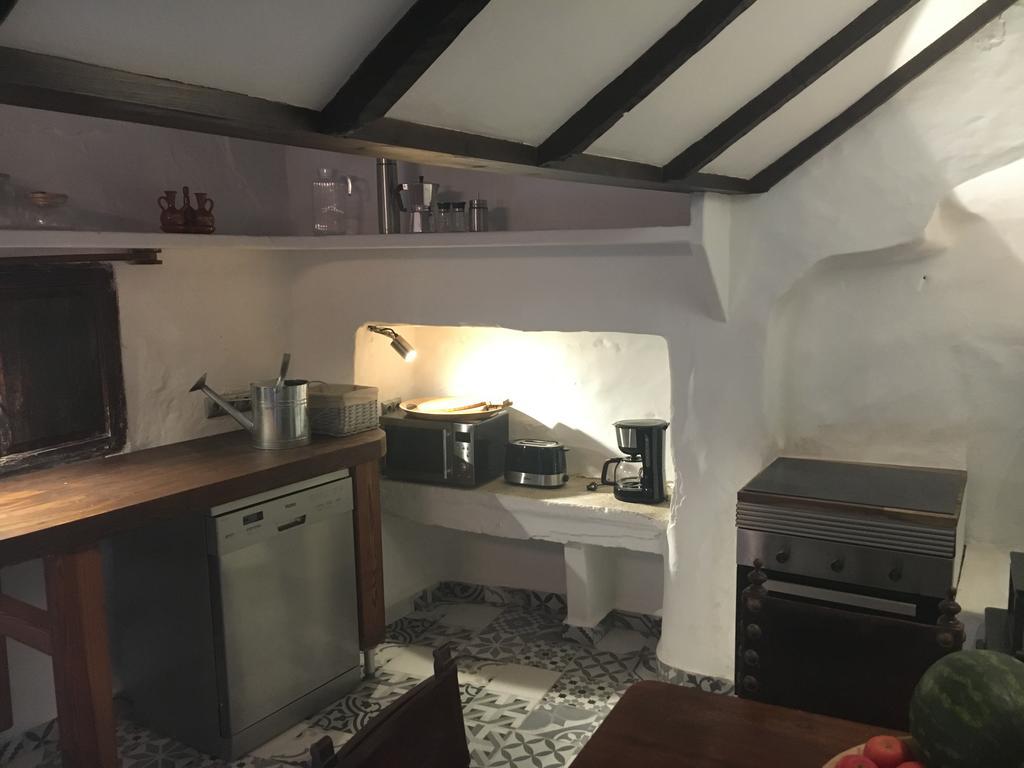 Apartment Stadthaus Mitten Im Künstlerviertel Von Mit Zwei *