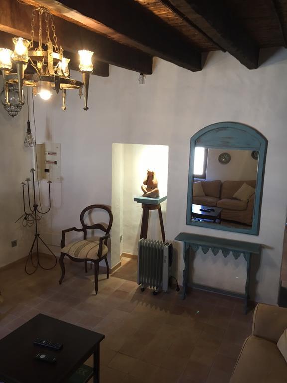 Apartment Stadthaus Mitten Im Künstlerviertel Von Mit Zwei Artá