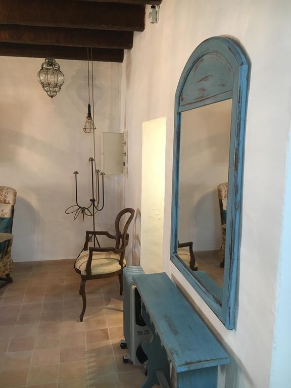 Apartment Stadthaus Mitten Im Künstlerviertel Von Mit Zwei *
